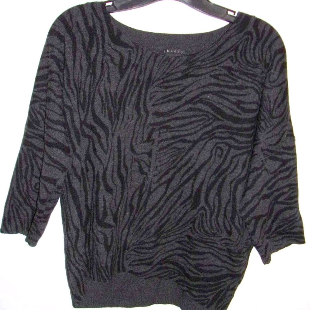 THEORY 100% Cashmere Zebra Sweater